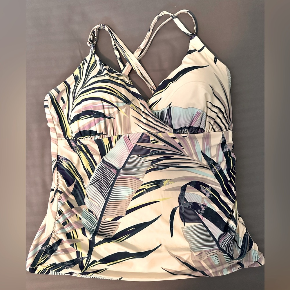 Valiant swim wear tank
